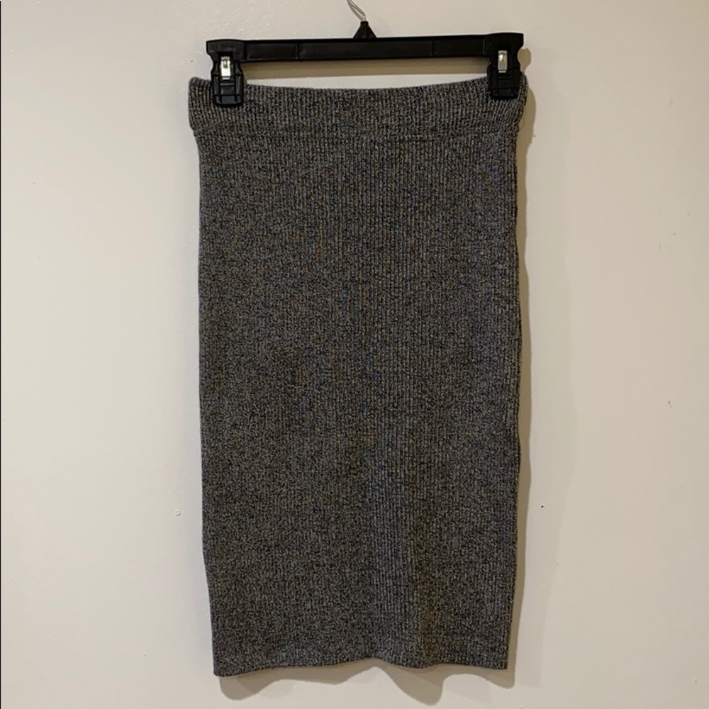 Bodycon Pencil Skirt (size M)